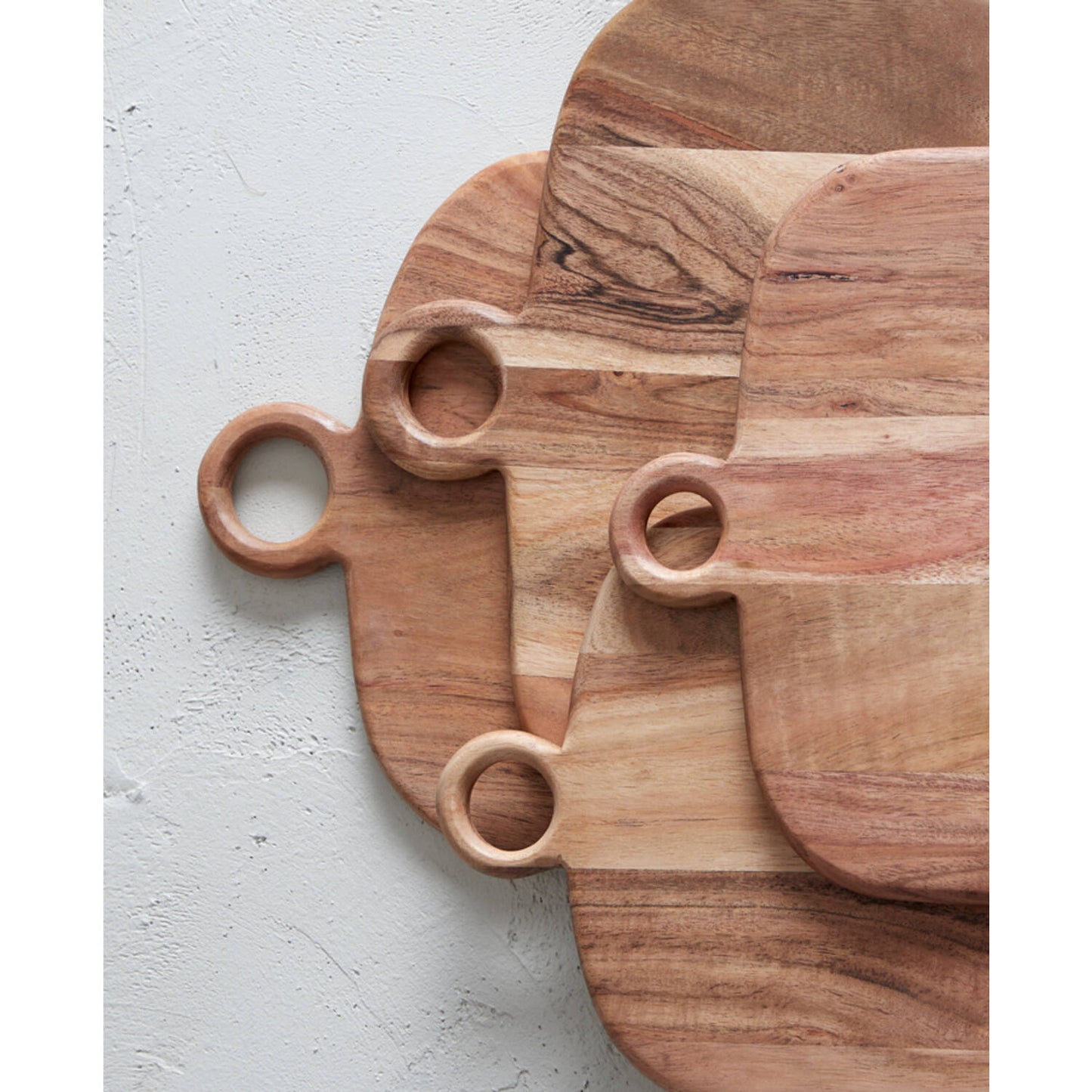 Avera Acacia Wood Board 35cm