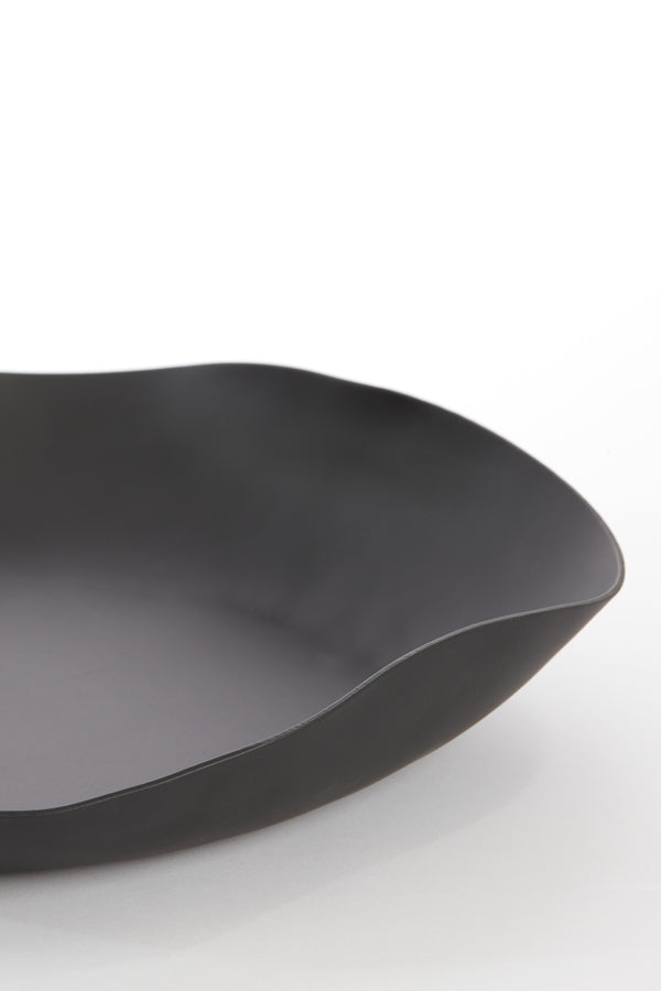 Anzi Black Wave Dish 33cm