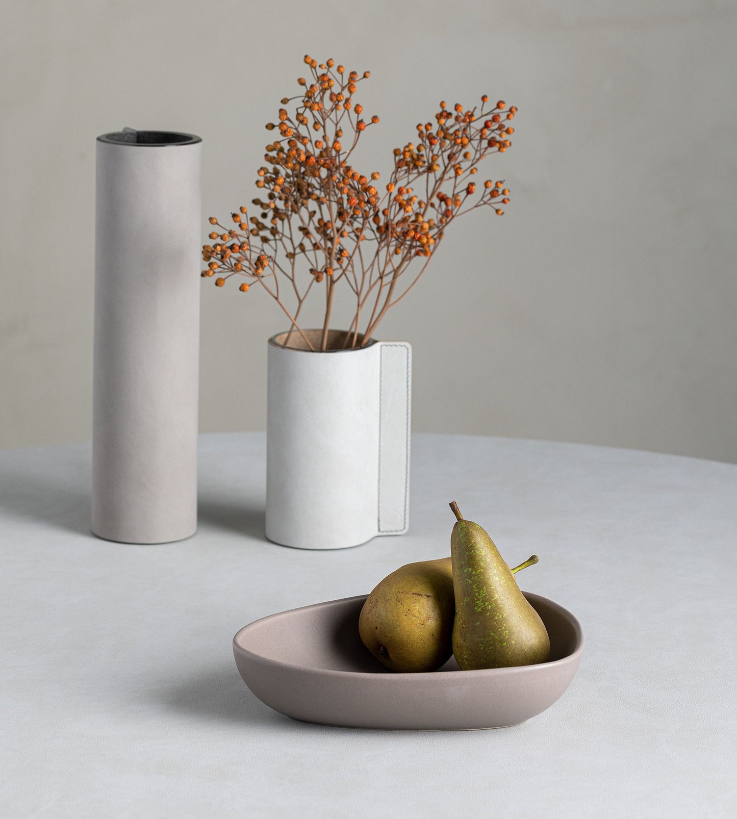 Stoneware Deep Curve Plate Black 22cm
