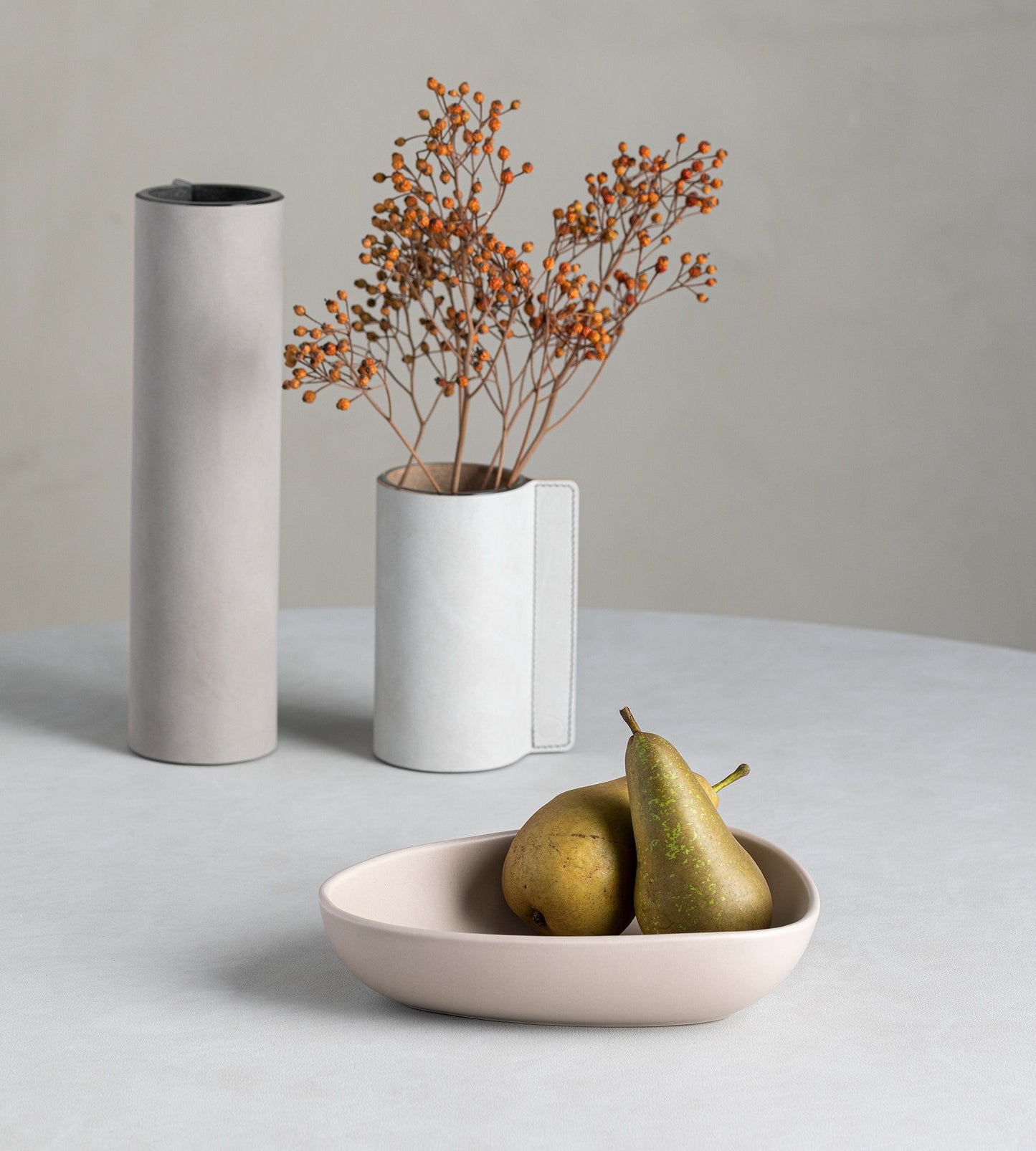 Stoneware Deep Curve Plate Black 22cm
