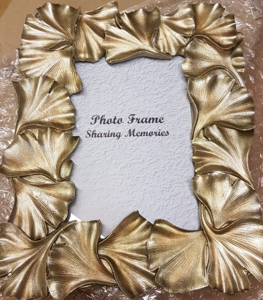 Antique Gold Ginkgo Leaf Photo Frame 4x6"