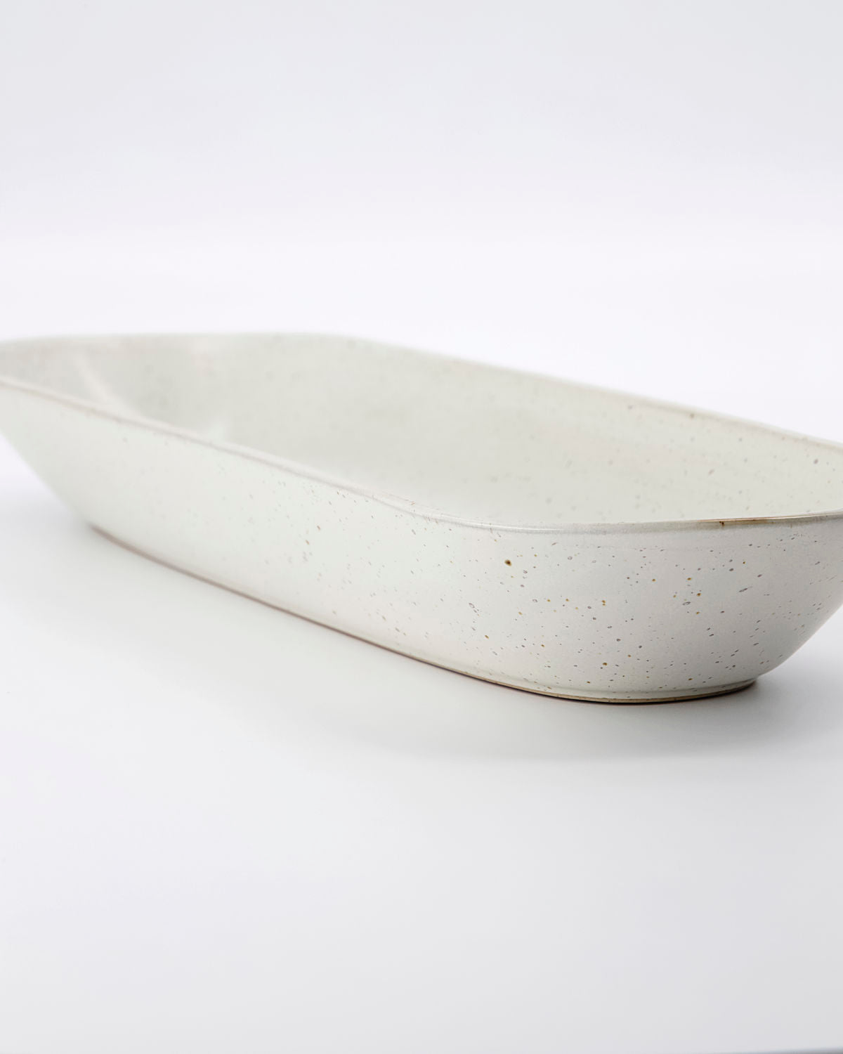 White/Grey Porcel Dish 35cm