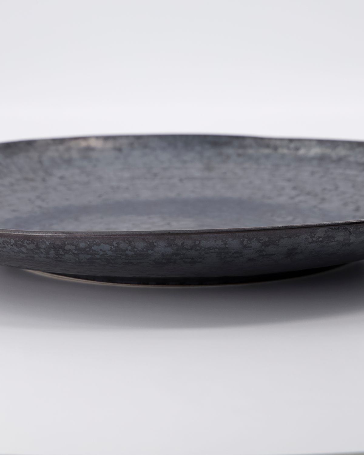 Black/Grey Porcel Round Dish 36cm