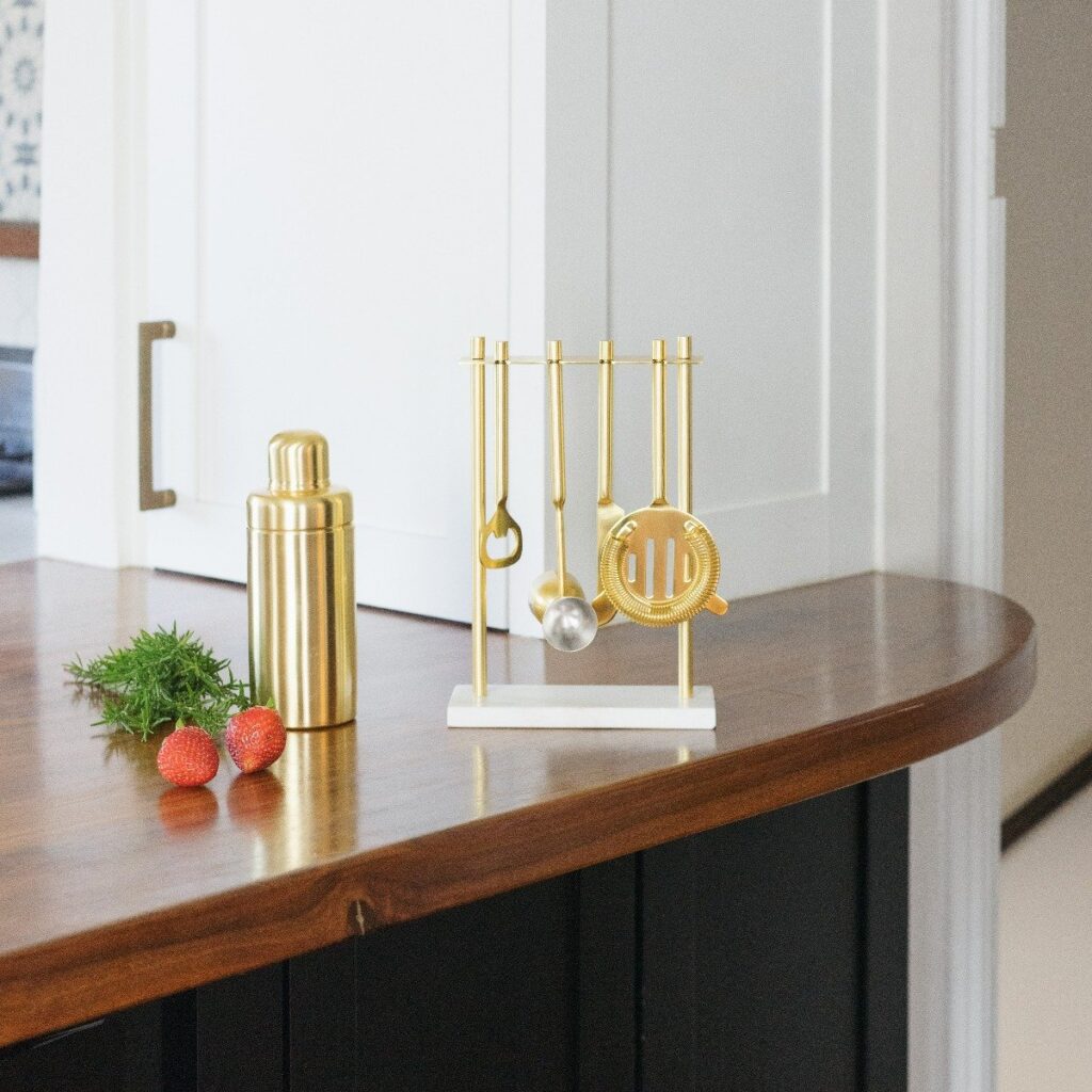 Verona Gold Cocktail Shaker 19cm