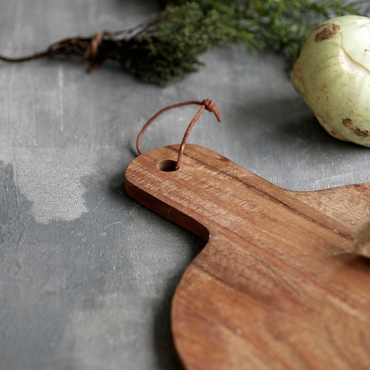 Gray wood cutting sale board